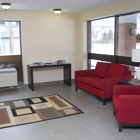 Comfort Kanata West Inn 4*