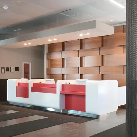 Doubletree By Hilton Downtown 4*