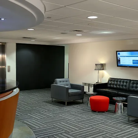 Doubletree By Hilton Downtown Hotel Ottawa