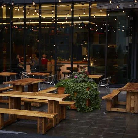 Doubletree By Hilton Downtown 4*