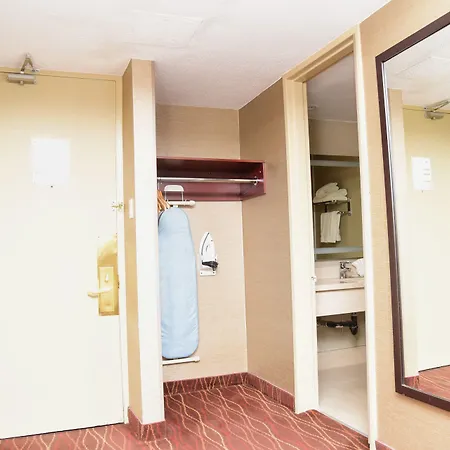Days By Wyndham Hotel 3*