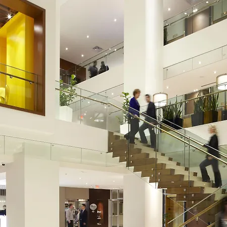 Hotel Delta By Marriott Centre 4*