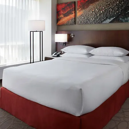 Delta By Marriott Centre Hotel
