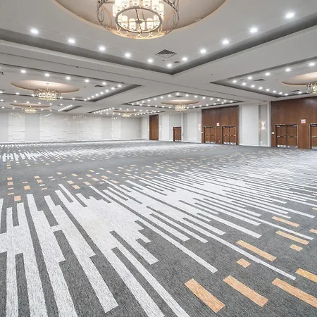 Delta By Marriott Centre