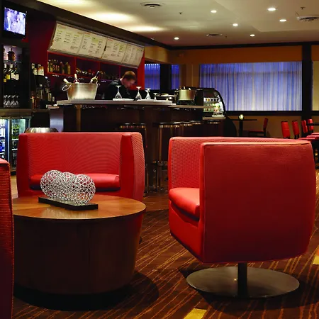 Courtyard By Marriott Downtown Ottawa