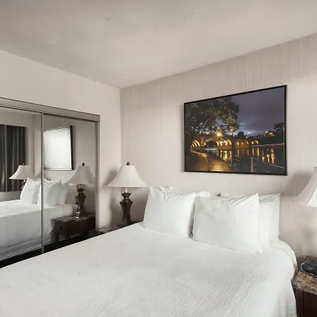 Aparthotel The Business Ottawa