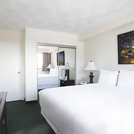 Aparthotel The Business Ottawa
