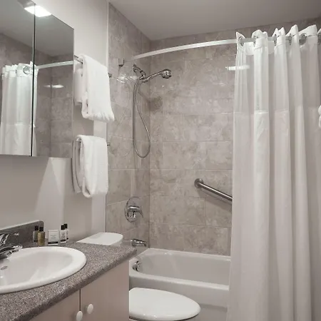 The Business 3* Ottawa