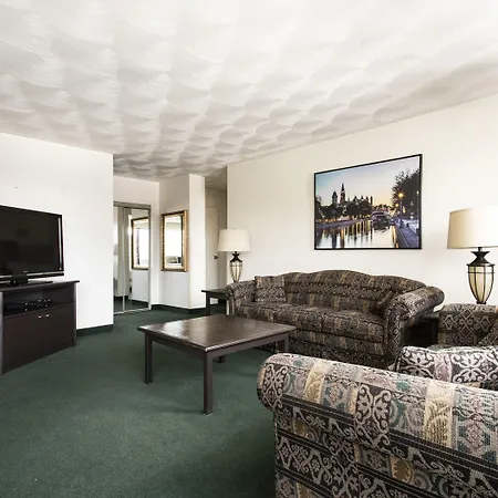 Aparthotel The Business 3*