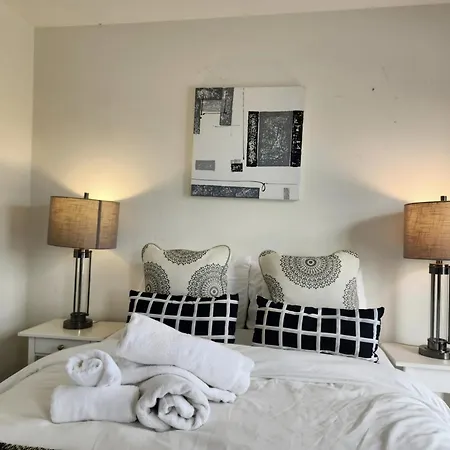 New Era Homestay *