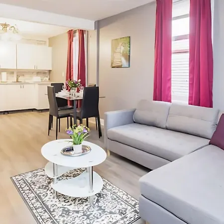 Apartment Modern 3br In Sandy Hill - Walk To Byward Market Ottawa