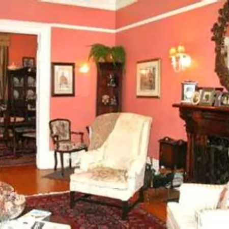 Mcgee's Bed & Breakfast Ottawa