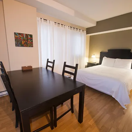 Byward Blue Hotel