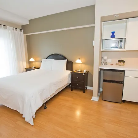 Hotel Byward Blue Ottawa