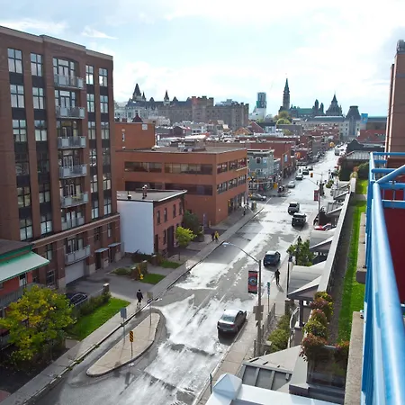 Hotel Byward Blue