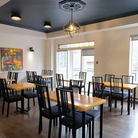 Byward Blue 3* Ottawa