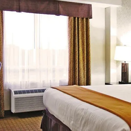 Hotel Express & Airport By Ihg Ottawa