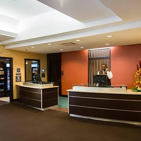 By Marriott Airport Hotel