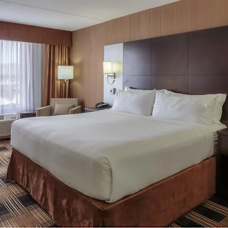 Express & East-orleans By Ihg Hotel