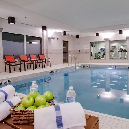 Hotel Express & East-orleans By Ihg Ottawa