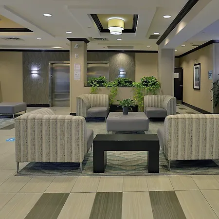 Express & East-orleans By Ihg Ottawa