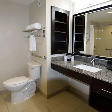 Hotel Express & East-orleans By Ihg