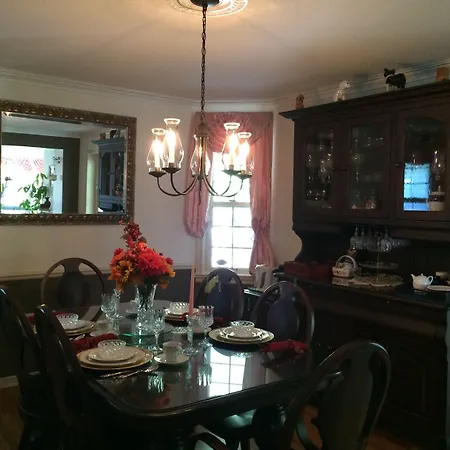 The Boston 't' Bed & Breakfast 3*