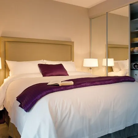 Soho Residences Lisgar Aparthotel 4*