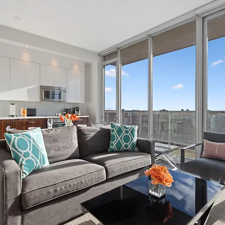 Soho Residences Lisgar Aparthotel