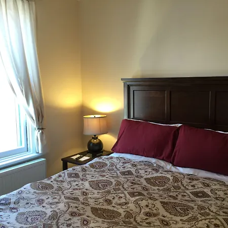 Bed & Breakfast The Century House Ottawa