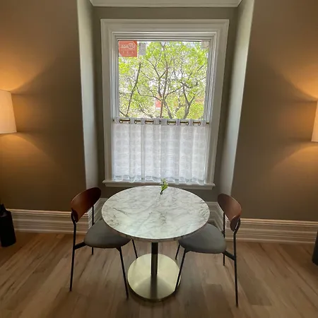 Bed & Breakfast The Century House 3*