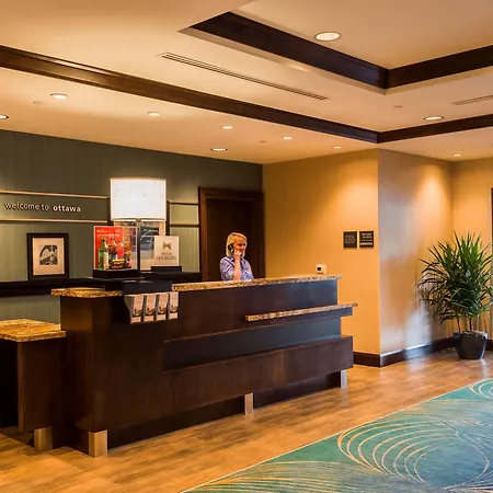 Hampton By Hilton Airport Hotel