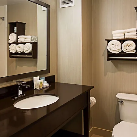 Hampton By Hilton Airport 3* Ottawa