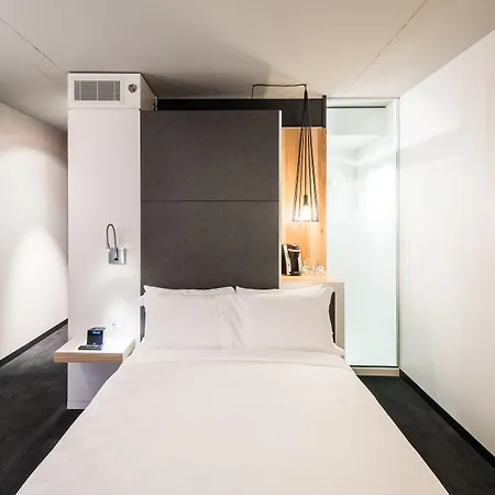 Alt Downtown Hotel 3*