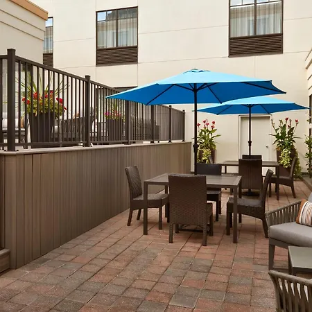 Courtyard By Marriott Downtown 3* Ottawa