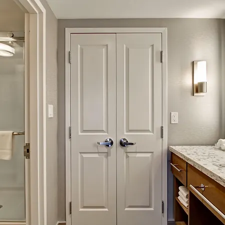 Homewood By Hilton Kanata Hotel 3*
