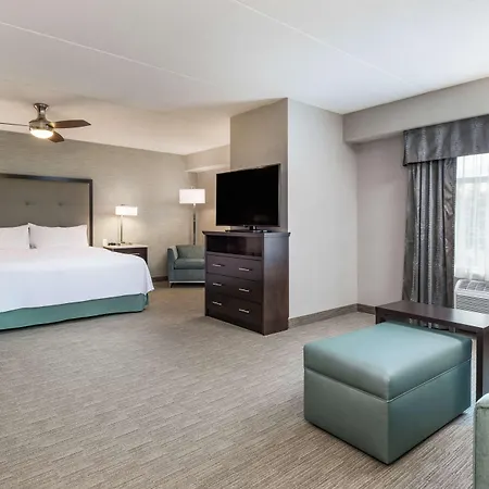 Hotel Homewood By Hilton Airport Ottawa