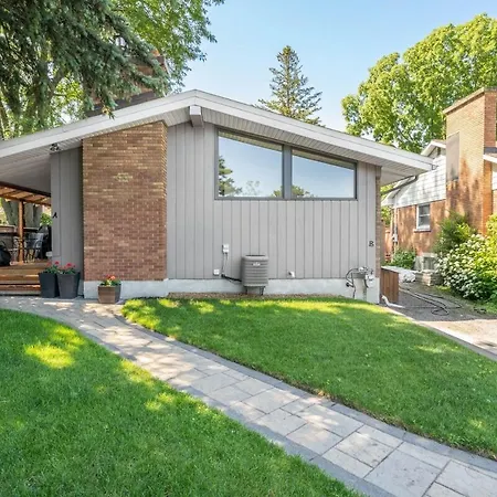 Cozy - 5mins To The Hospital Holiday home Ottawa