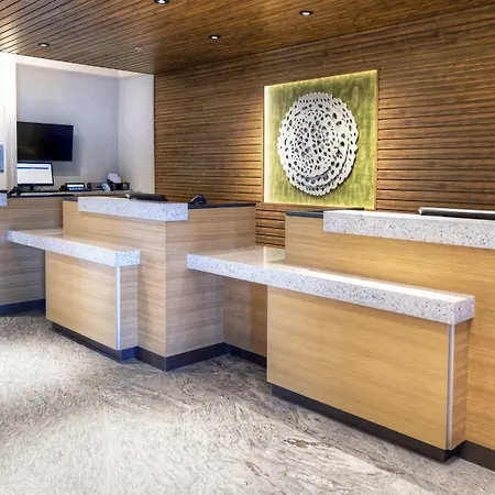 Fairfield & By Marriott Airport 3*