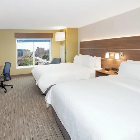 Express & Downtown East By Ihg 3*