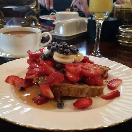 Bed & Breakfast Ashbury House