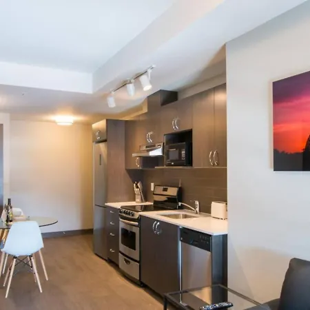 Corporate Lisgar 2 Bedrooms *