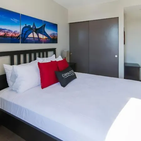 Corporate Lisgar 2 Bedrooms *