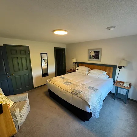Loyly Guest house *