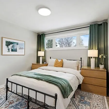 Furnished 3br * Ottawa