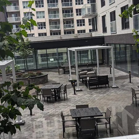 Modern In Downtown Apartment Ottawa