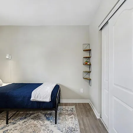Furnished 3br *