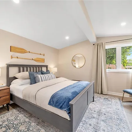 Apartment Midterm Furnished In Ottawa