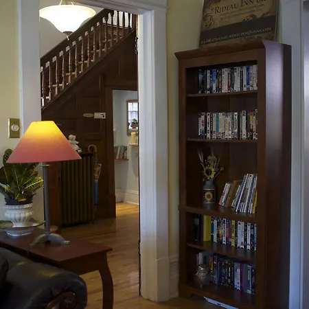 Bed & Breakfast Rideau 3*