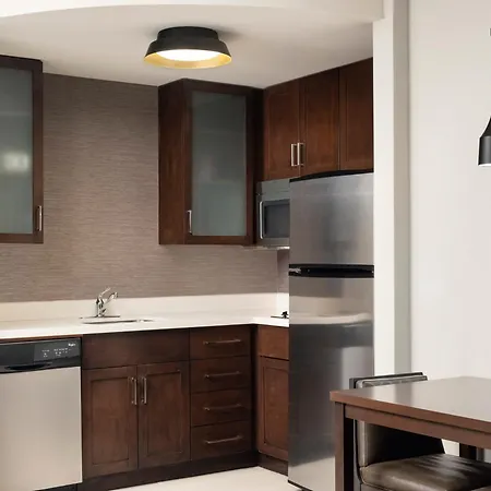 Hotel By Marriott Airport Ottawa